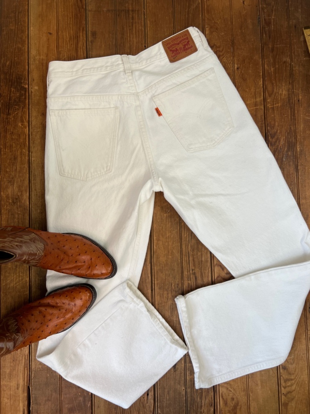 Women’s vintage 90s Levi's orange tag White  Jeans high rise boot cut